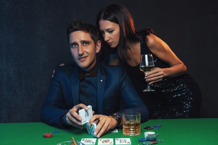 gm toto mobile app interface showing live baccarat table on phone screen